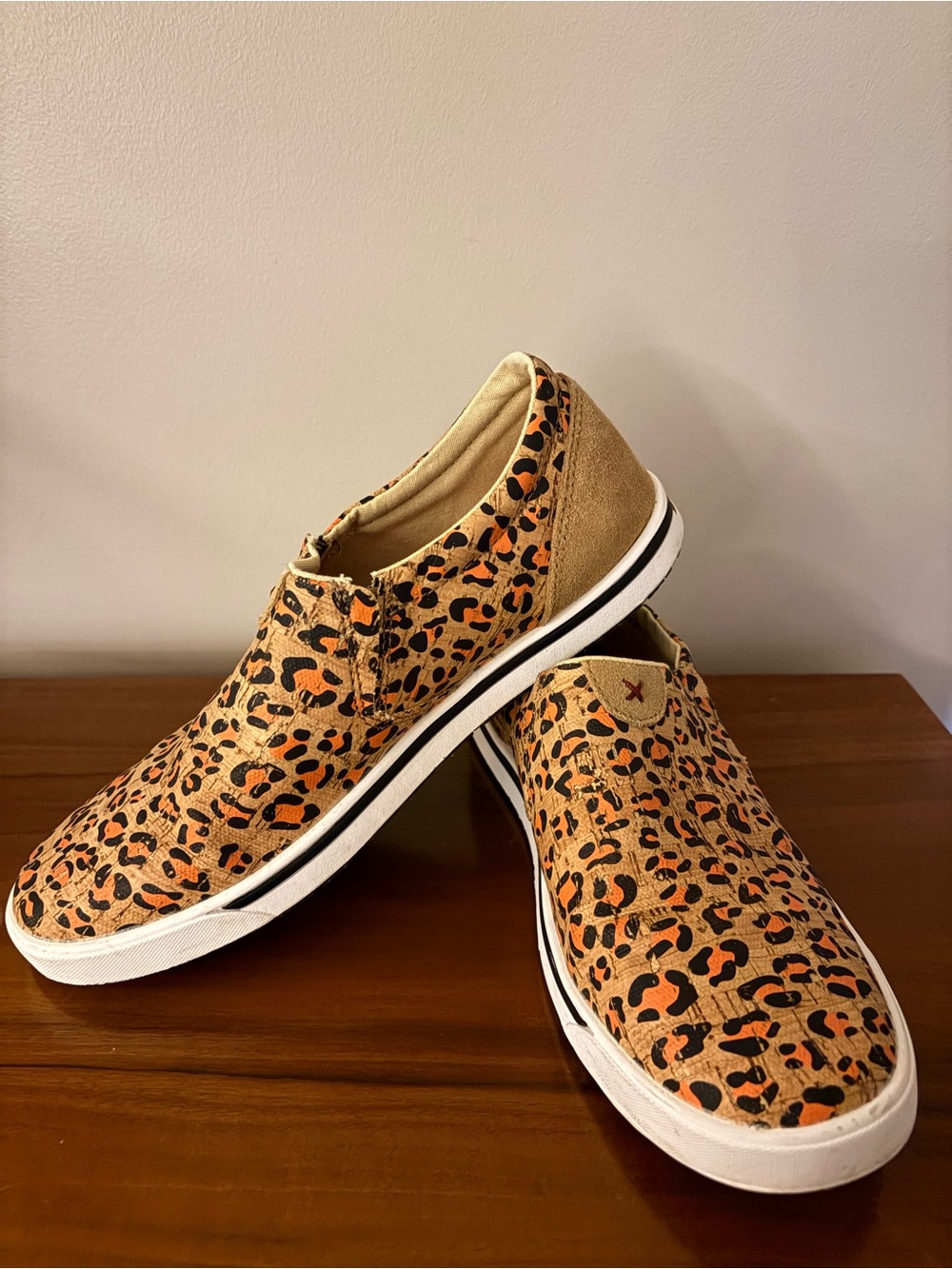Twisted X Slip On Kicks Leopard Print Cork Honey, Black & Carrot - Picture 3 of 12